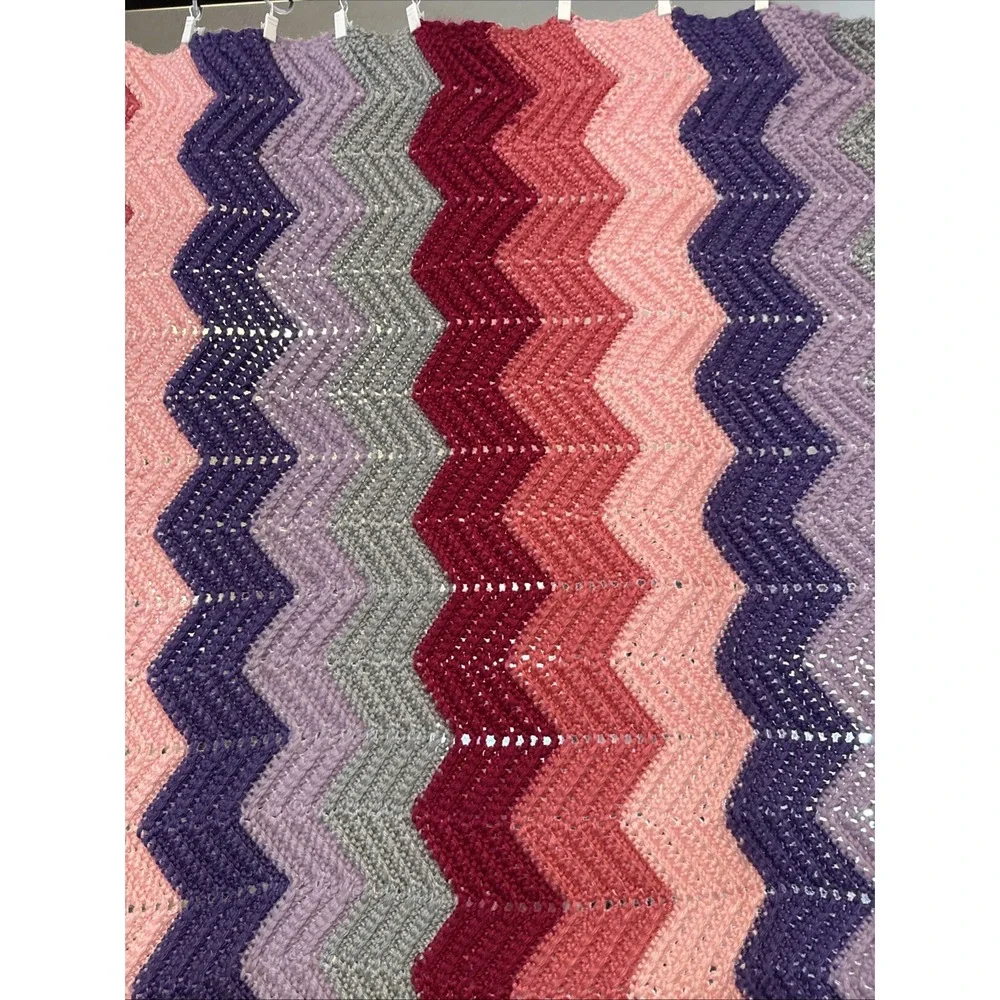 Vintage Retro Zigzag Afghan Throw Blanket Hand Knitted Med. 41X53